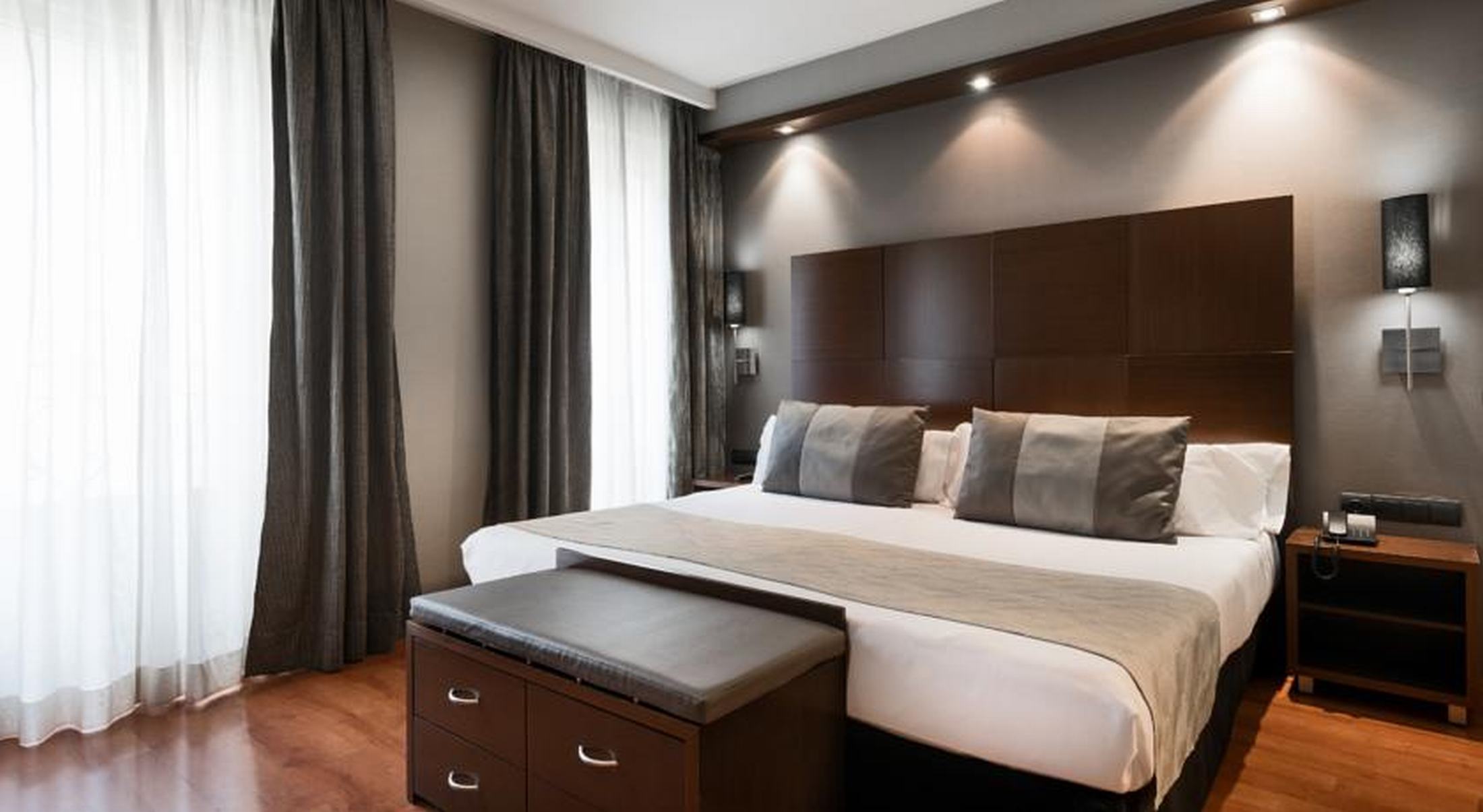 Catalonia Goya 30/65