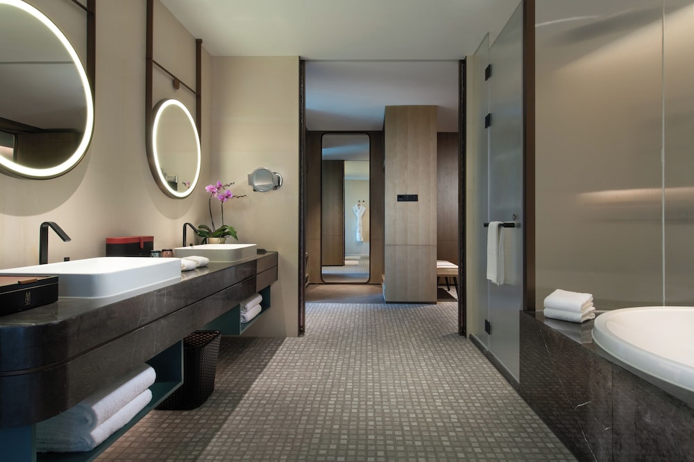 Fashion Town Hotel Shenzhen MGallery Collection 54/56