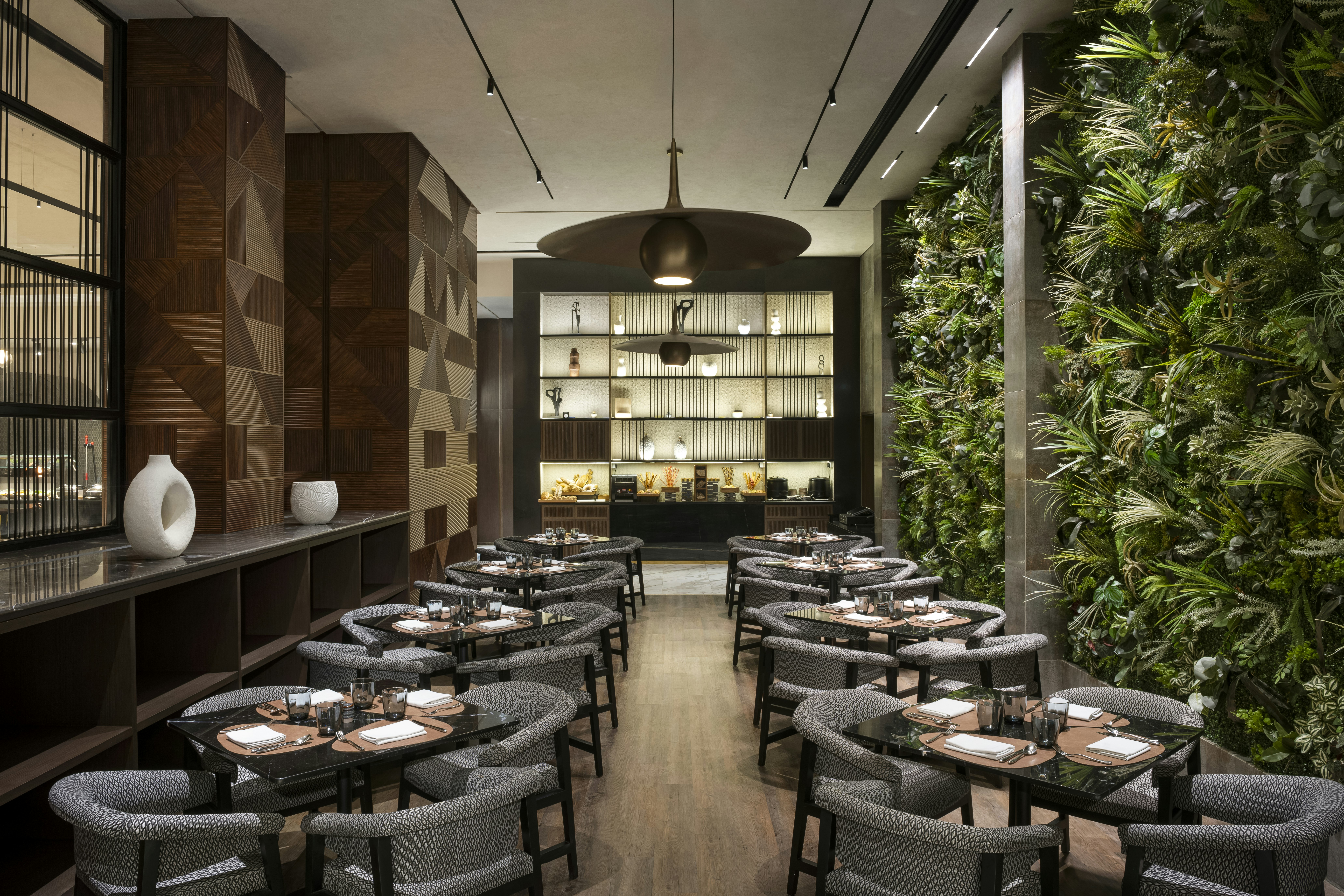 DoubleTree by Hilton Madinah Gate 65/73