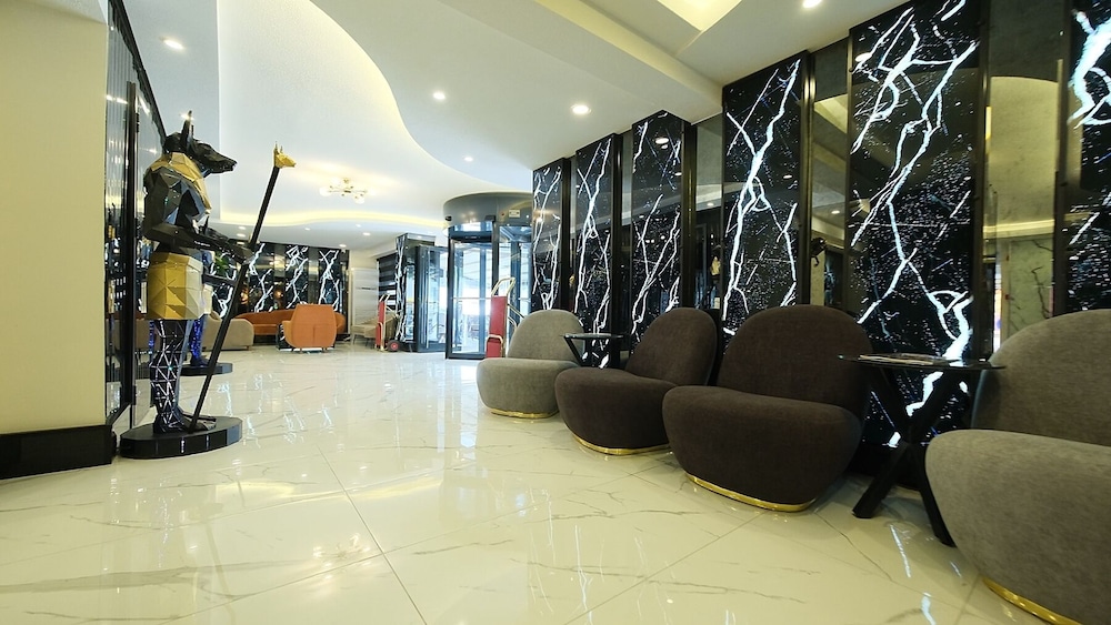 Duqqan Deluxe Hotel 42/63