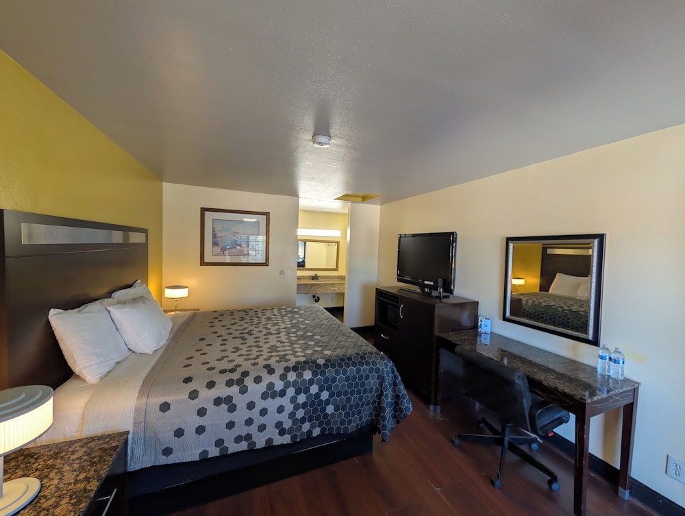 Crossroads Inn 17/39
