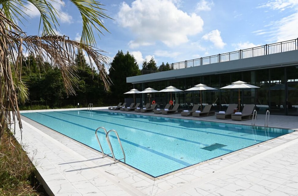 Kylin Villa Resort 33/59