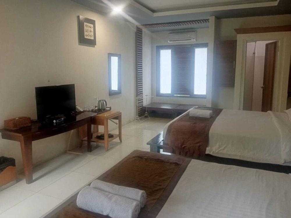 The Village Resort Bogor Powered by Archipelago 37/55