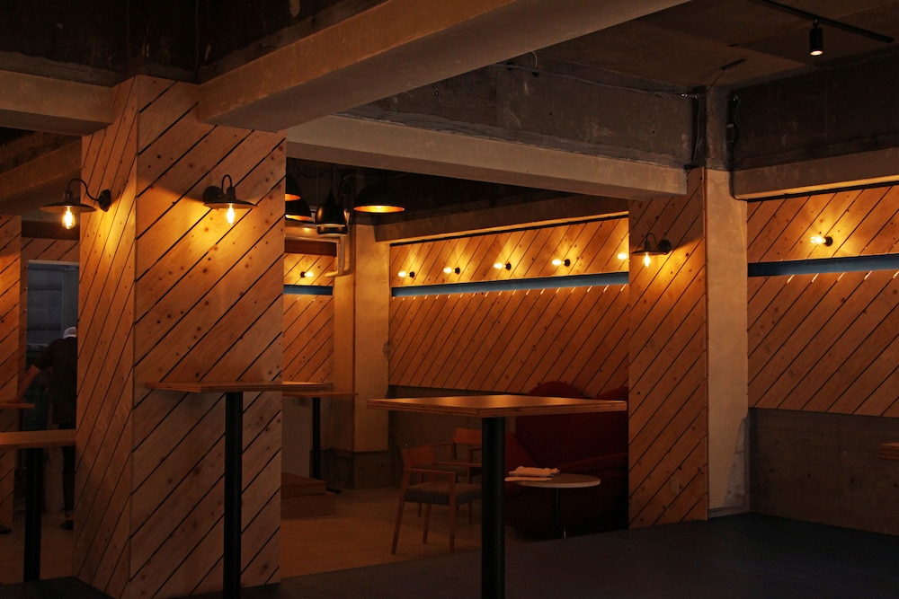 Travel&Book Hotel Hulaton Cabin Takamatsu - Hostel 23/40