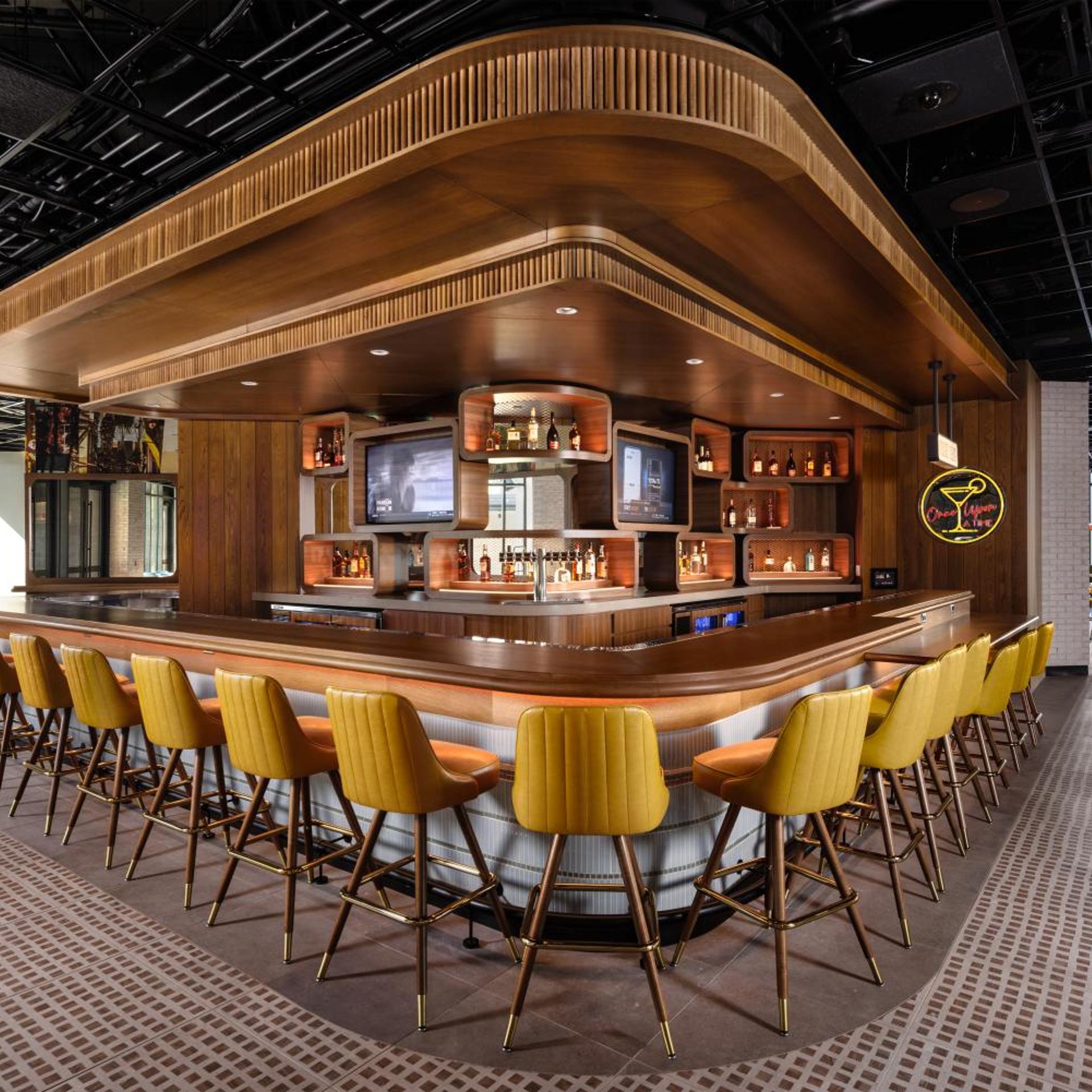Hollywood Casino Aurora 19/32