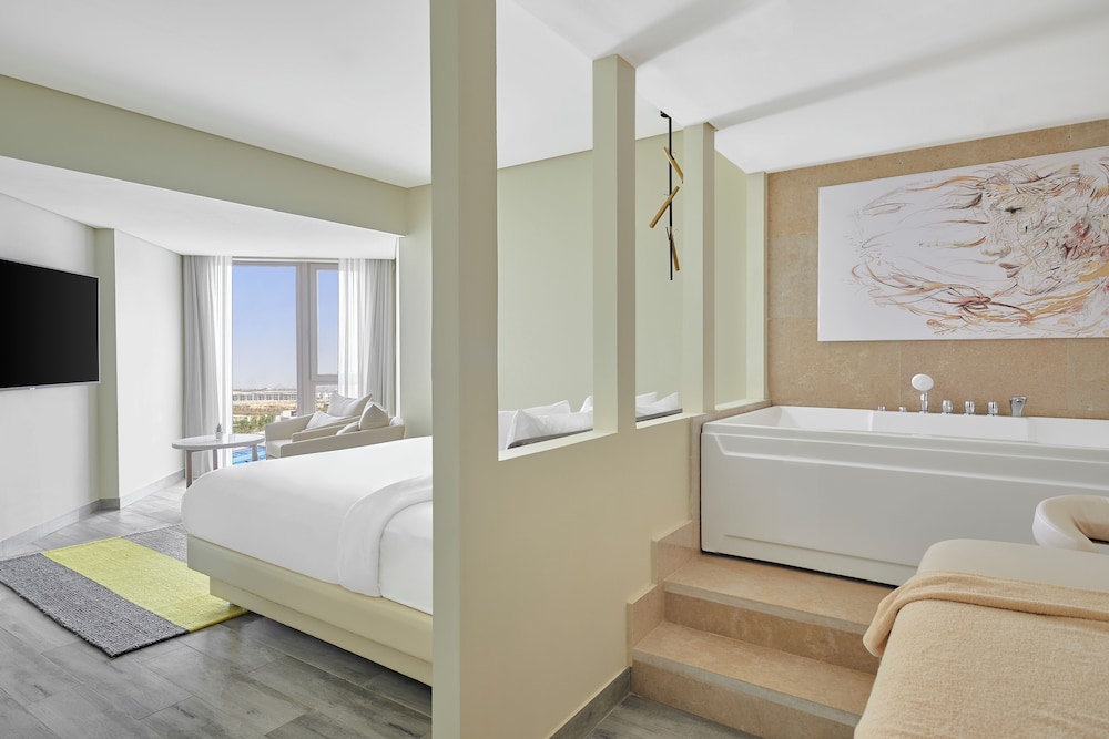 Spa, King Bed