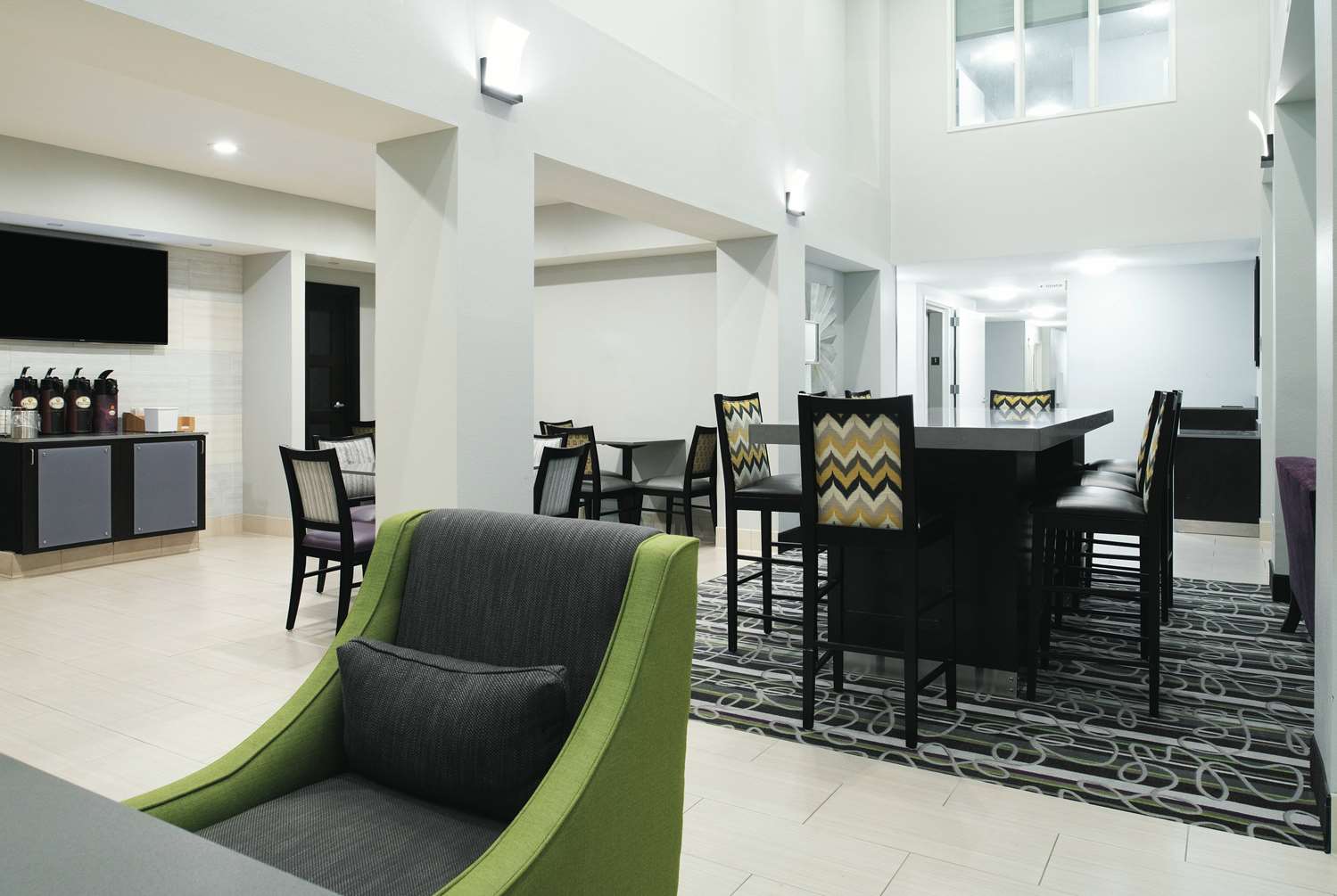 La Quinta Inn & Suites by Wyndham Fairfield - Napa Valley 27/37