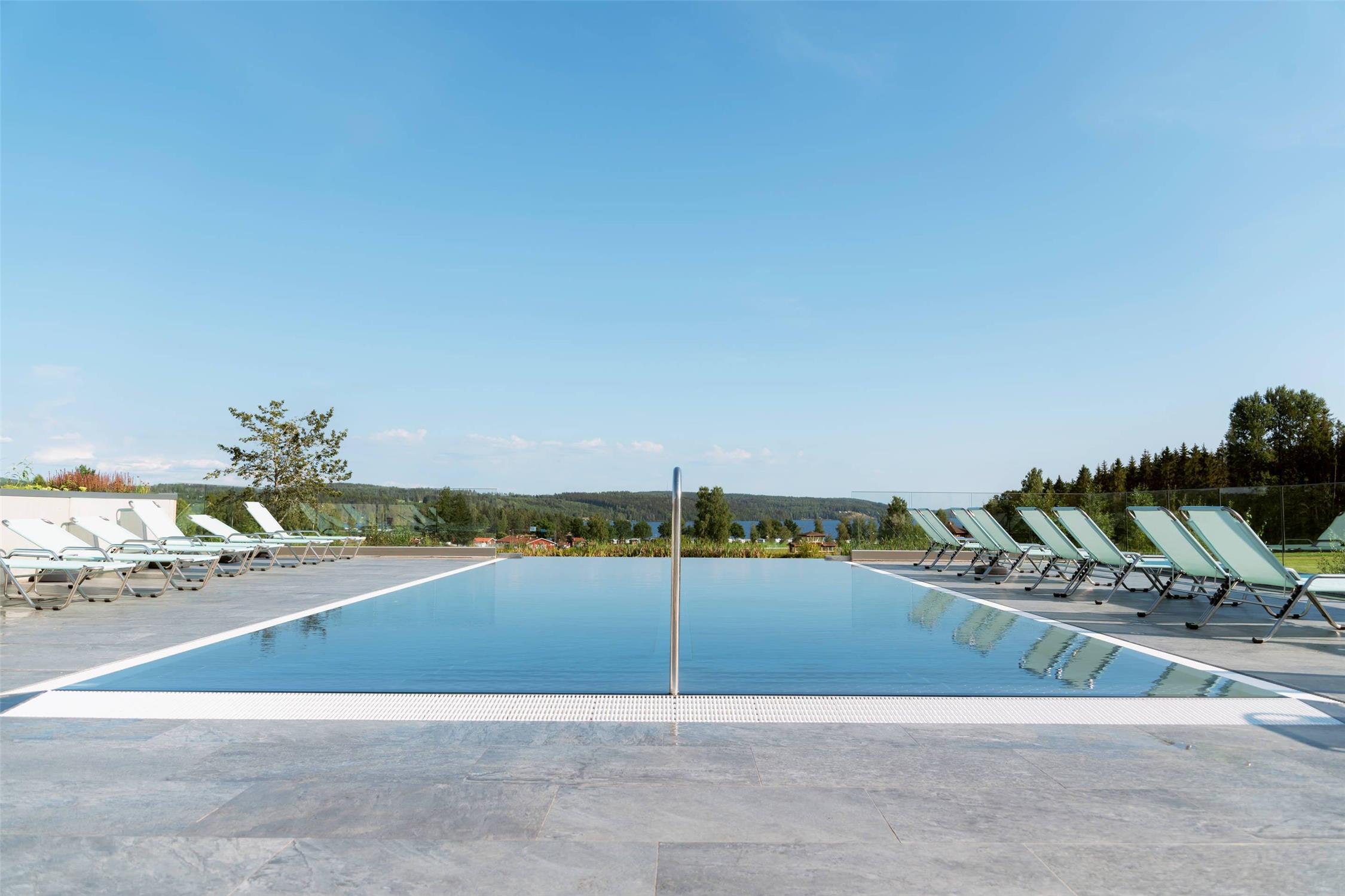 Selma Spa 18/19