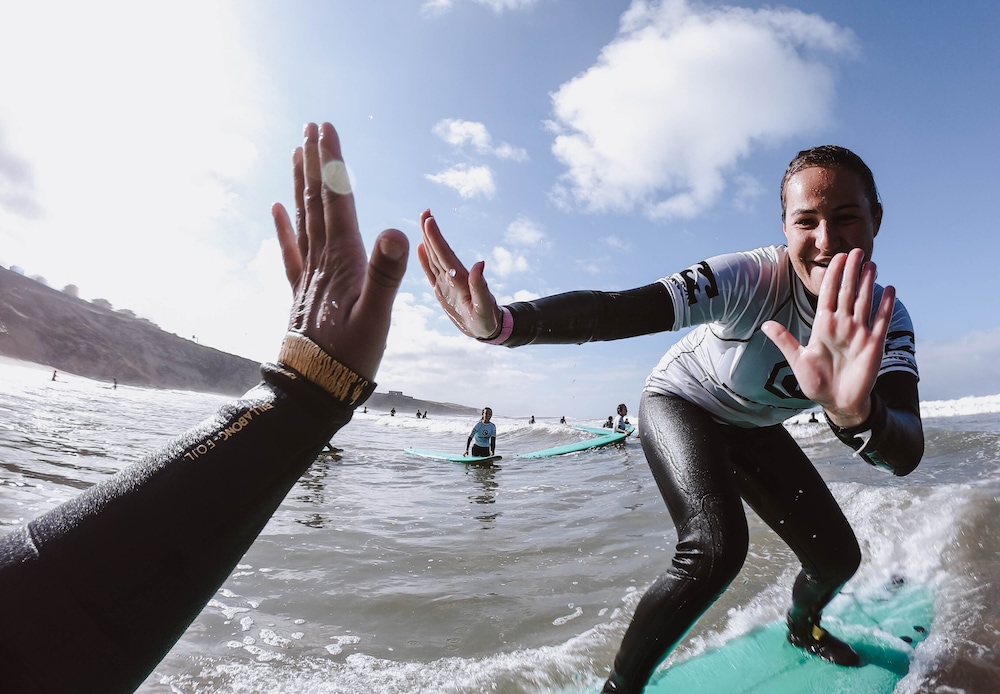 Surfer's Den Ericeira 39/43