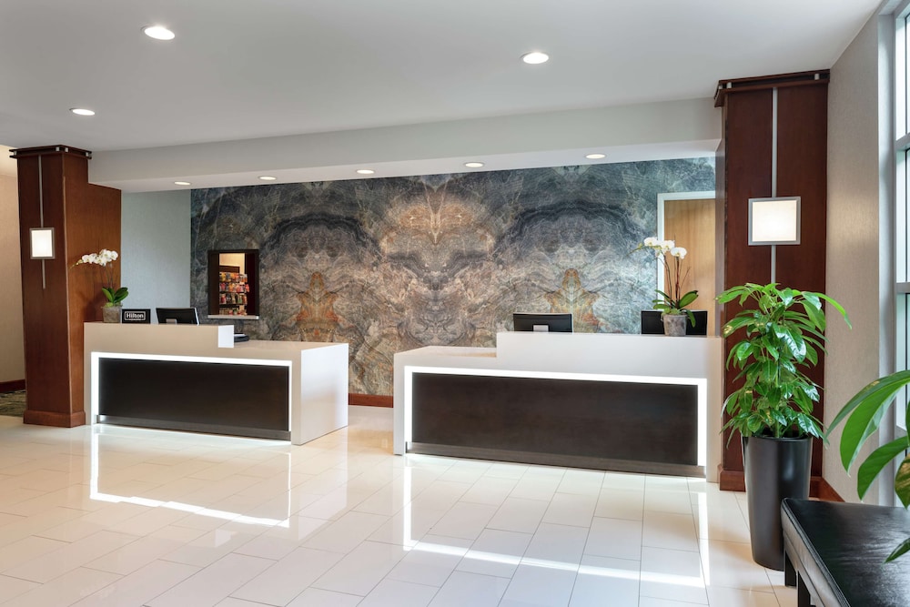 Lobby at DoubleTree by Hilton Hotel San Francisco Airport North, BRISBANE - CA