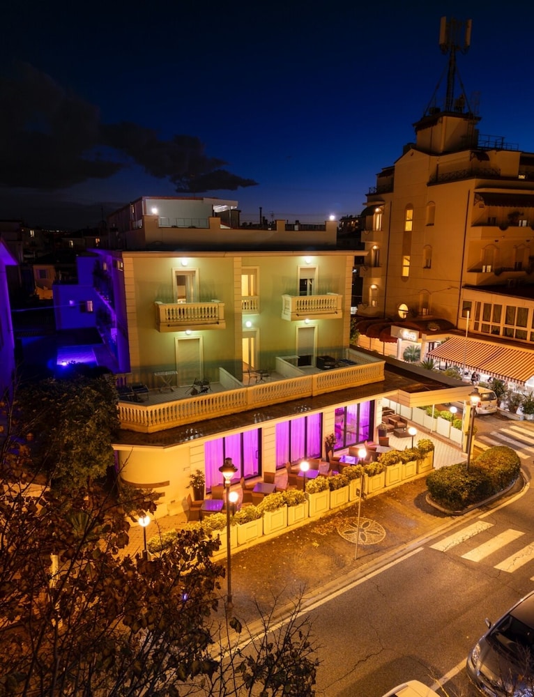 Hotel Nuovo Belvedere 3/50