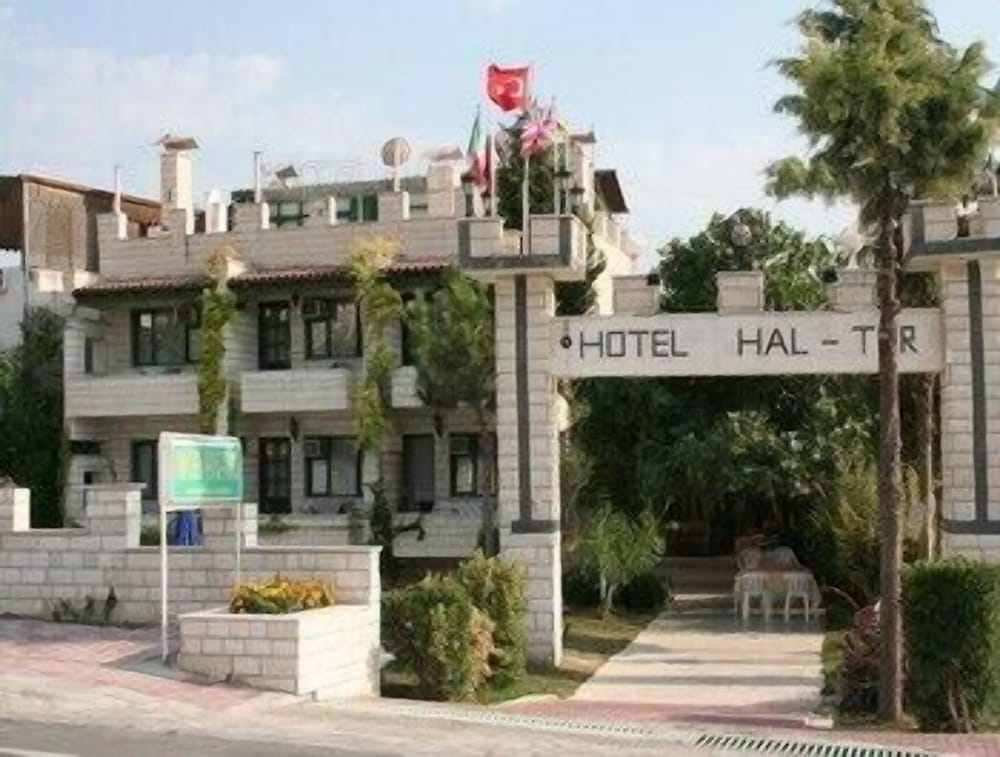 Hal-Tur Hotel 2/50