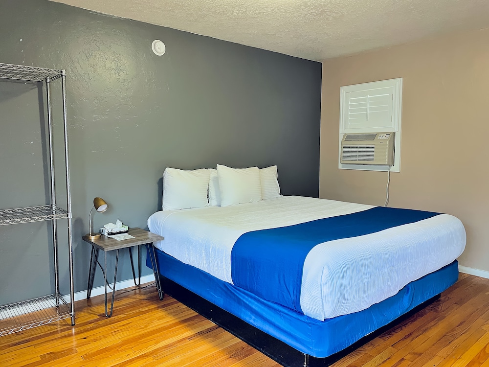 Ashland Motel 15/46