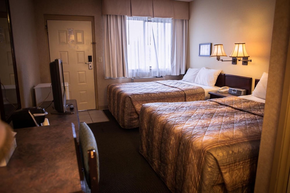 Langley Hwy Hotel 9/25