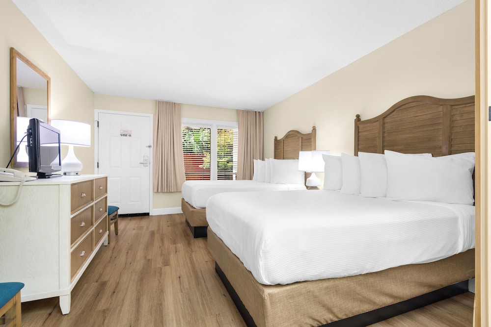 Destin Holiday Beach Resort 23/50