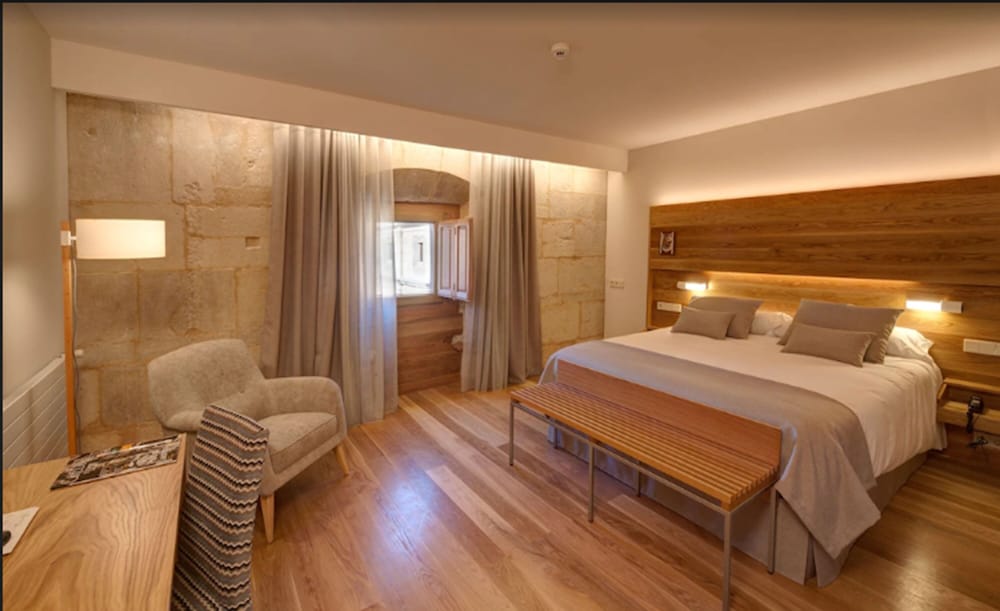 Real Colegiata San Isidoro Hotel 16/72