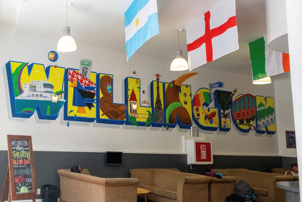 Nomads Capital Backpackers Wellington- Adults only 7/63