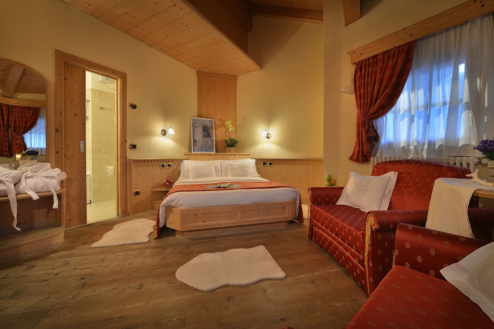 Cristallo Hotel 50/69