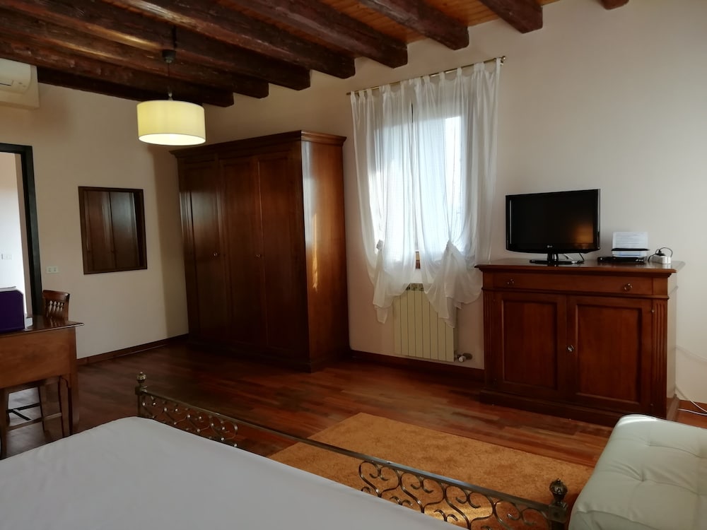 Locanda degli Ulivi 14/41