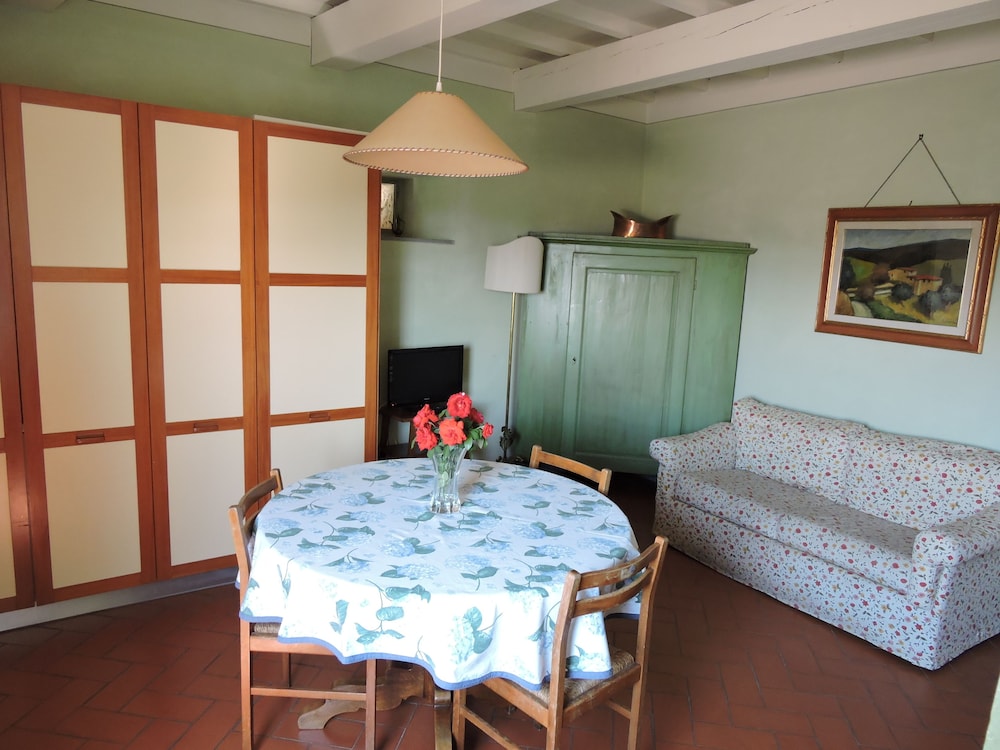 Agriturismo Montereggi 22/37