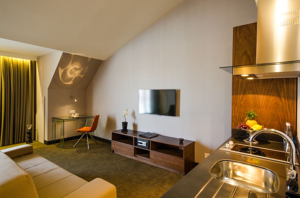 Inncity Hotel Nisantasi 31/50