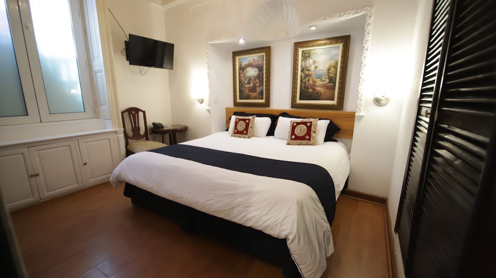 Hotel Luna 16/50