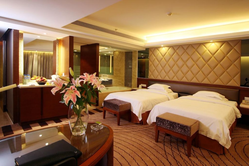 Luxemon Xinjiang Yindu Hotel 11/30