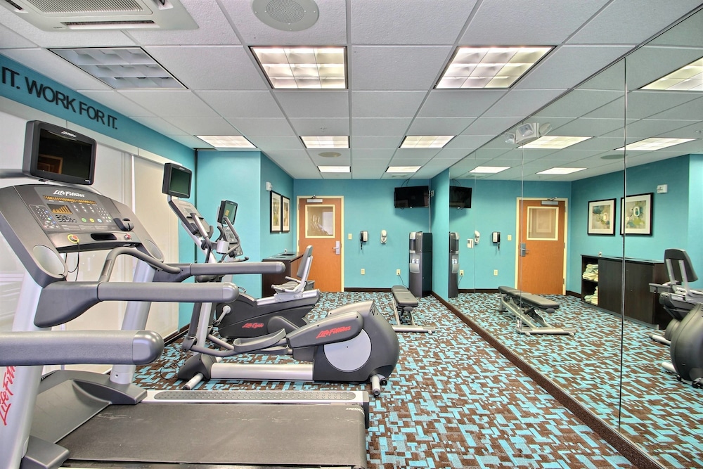 Fairfield Inn And Suites Milwaukee Airport 20/38