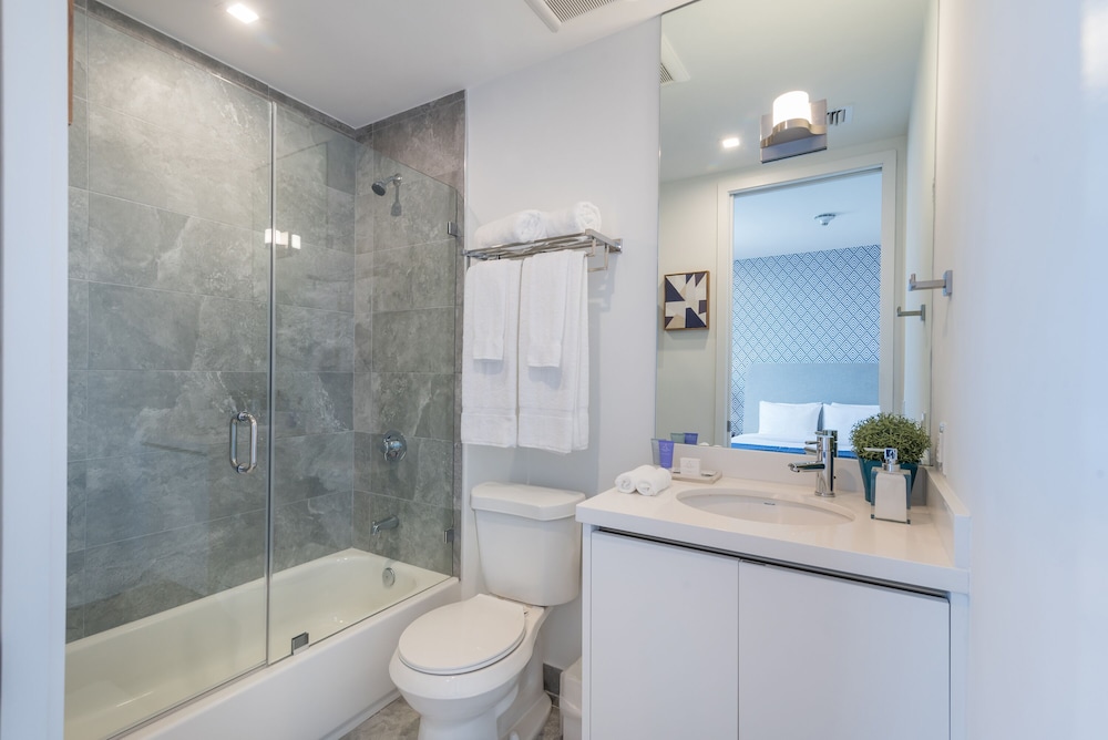 Vhc Luxury Apartments 62/67