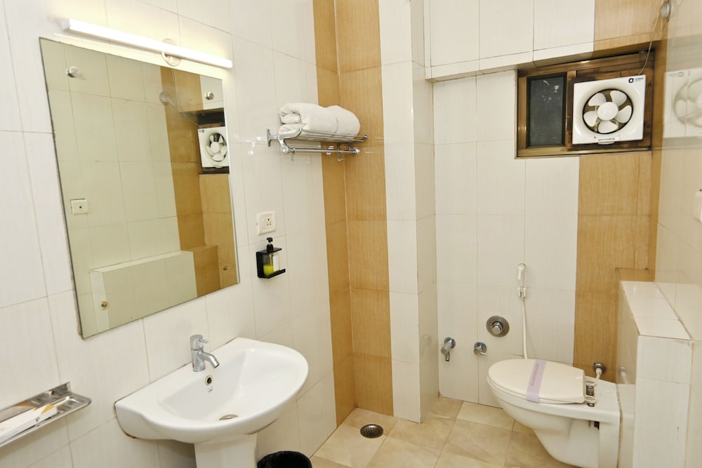 Hotel Simran 38/43