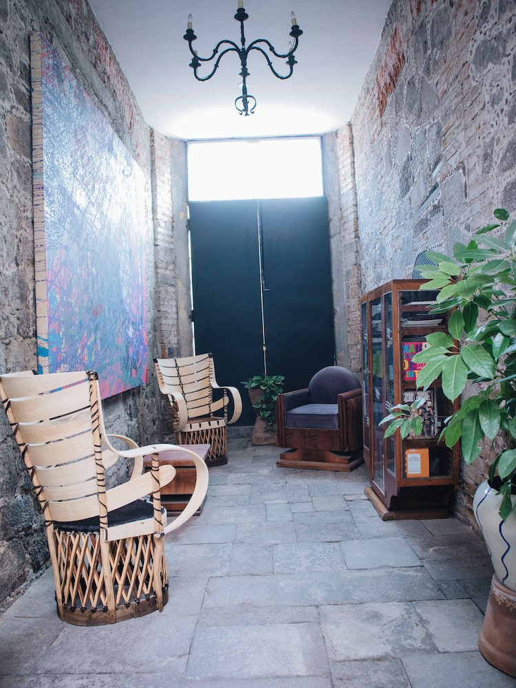 Hotel Boutique Casareyna 44/67
