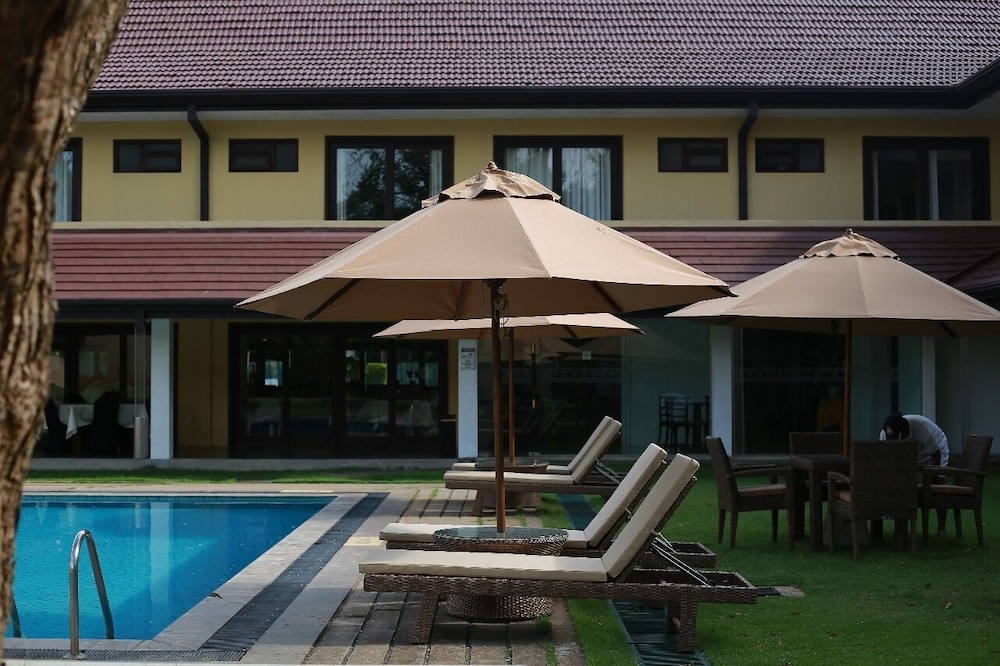 Rajarata Hotels 45/50