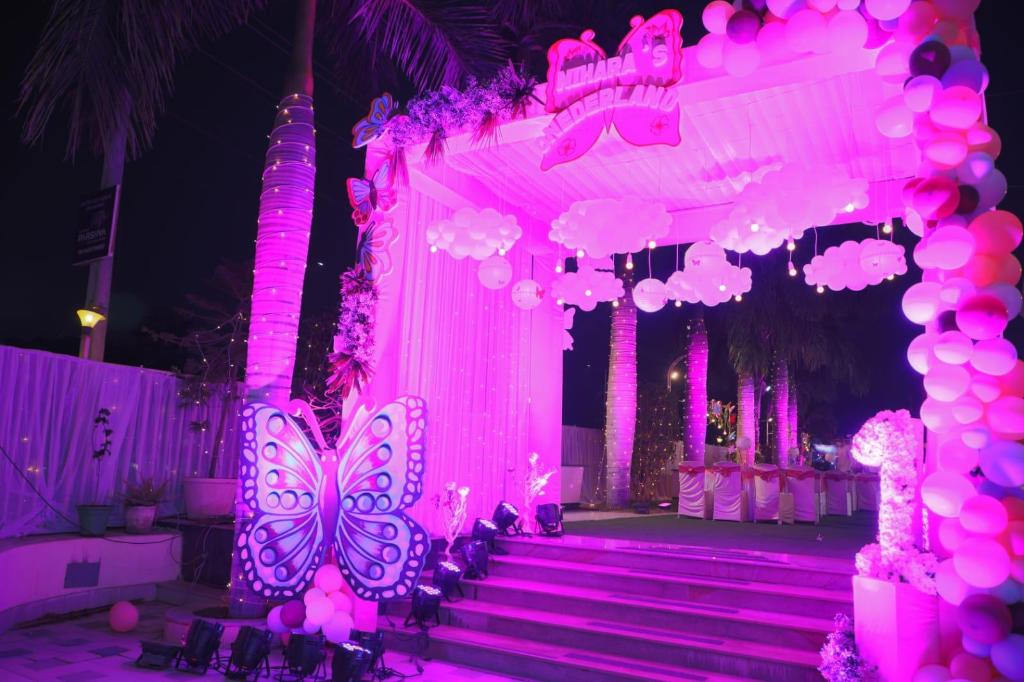 HOTEL MANGALAM 25/49