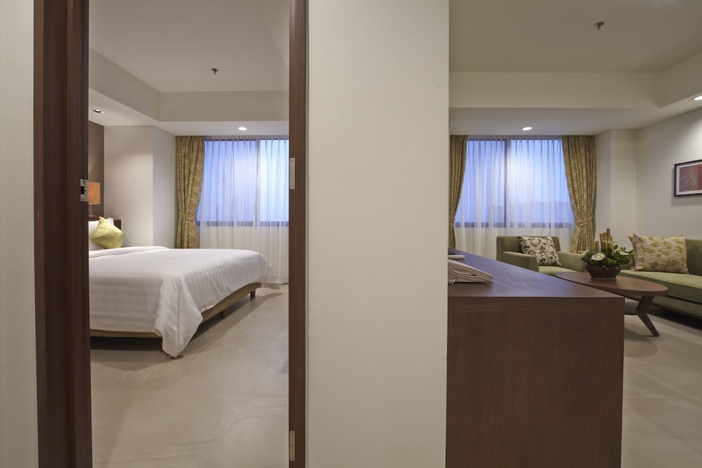 Axia South Cikarang Service Apartment 32/75