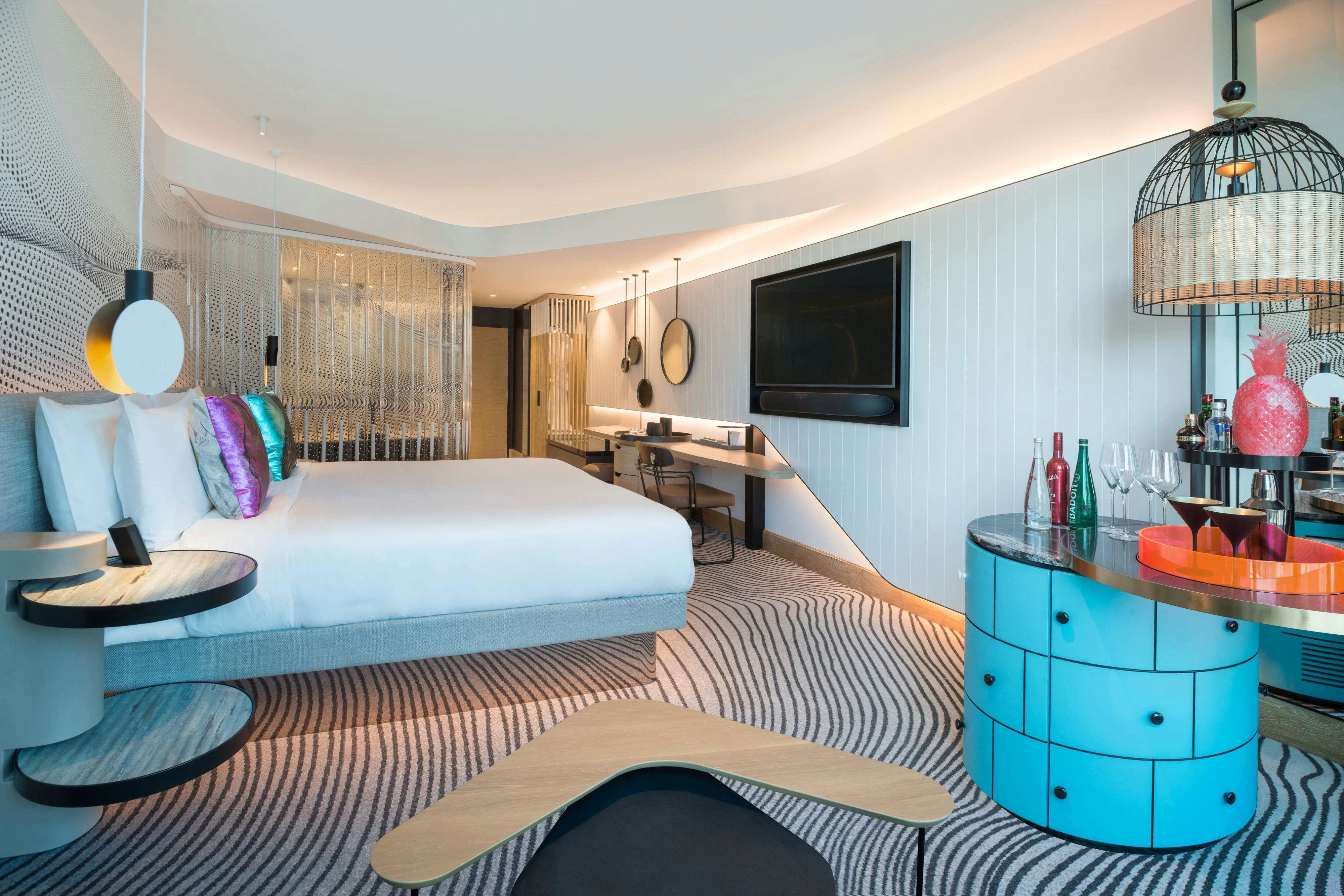 Room, King Bed