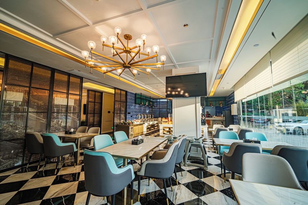 Pazhou XANA Deluxe International Hotel 30/37