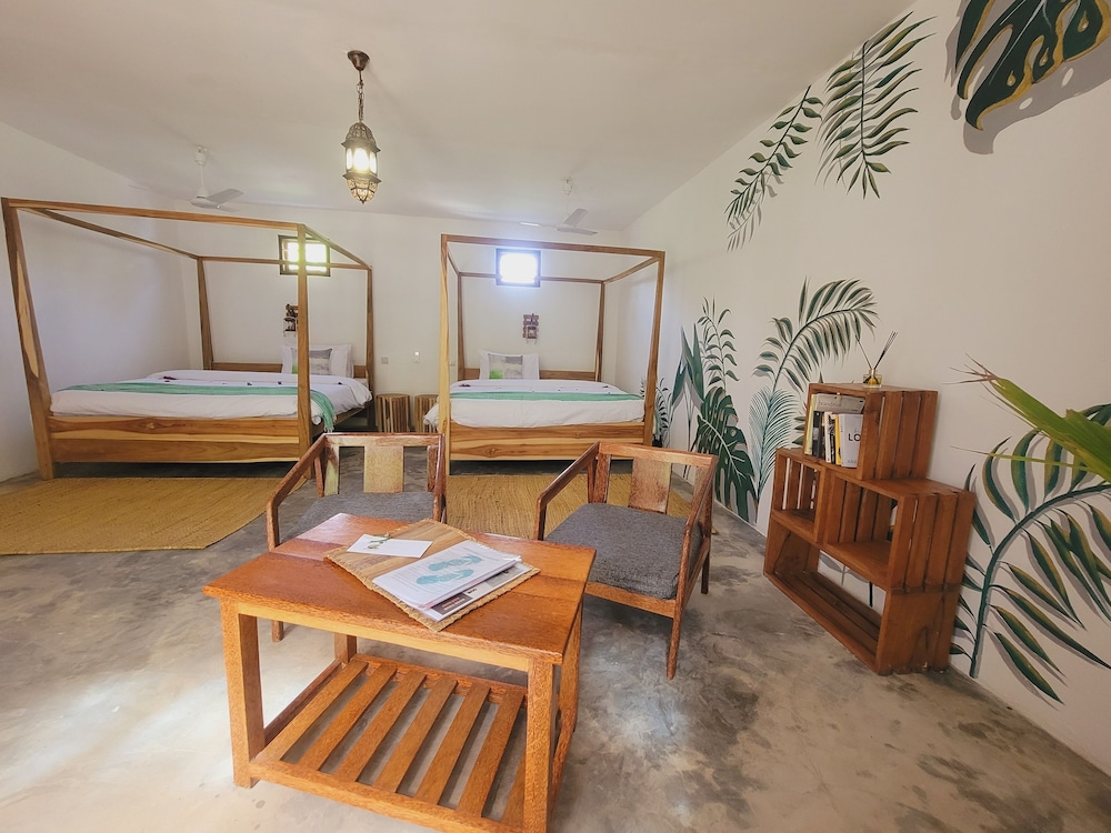 Garden Beach Bungalows 51/68