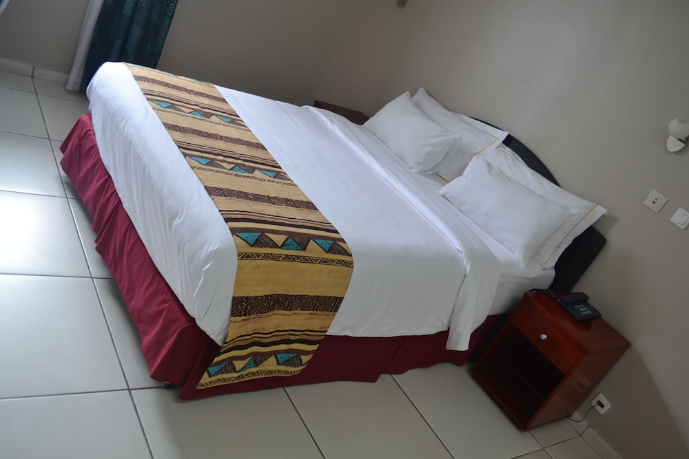 Hotel La Falaise Bonanjo 15/42
