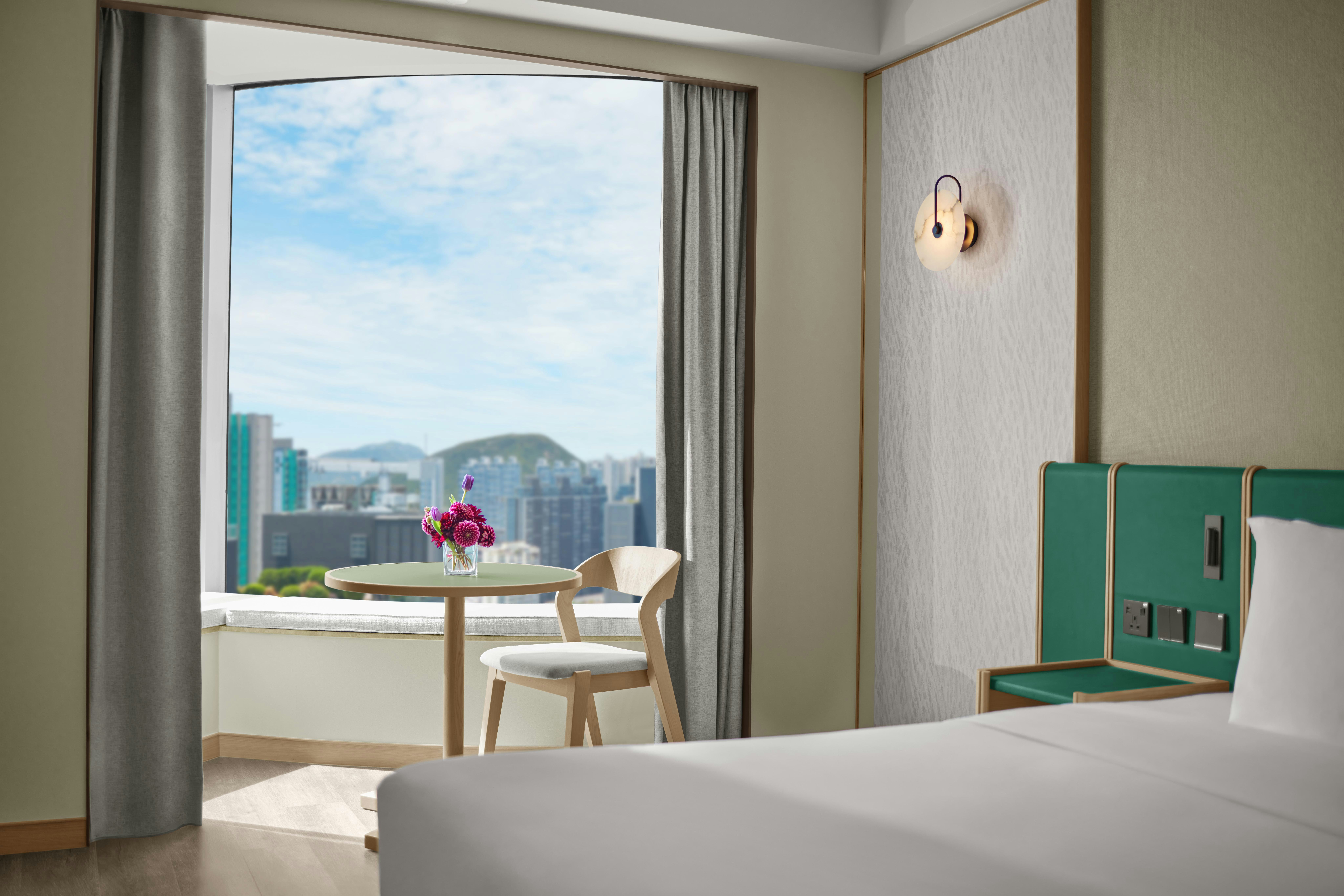 Nina Hotel Island South 20/83