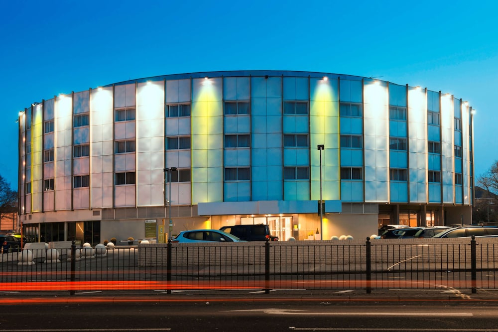 ホリデイ・イン ロンドン - ヒースロー アリエル(Best Western London Heathrow Ariel Hotel) 写真1