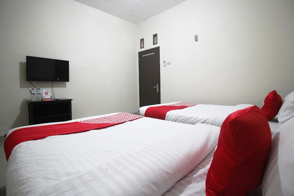 OYO 1547 Wisma Ray Syariah 11/31