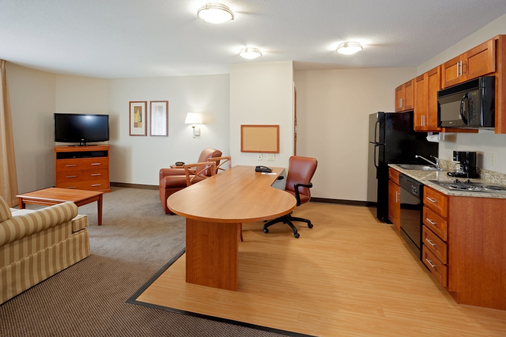 Candlewood Suites Williamsport 46/77