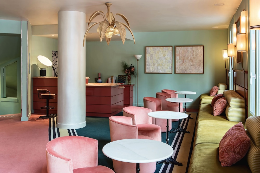 Hotel Mercedes 42/60