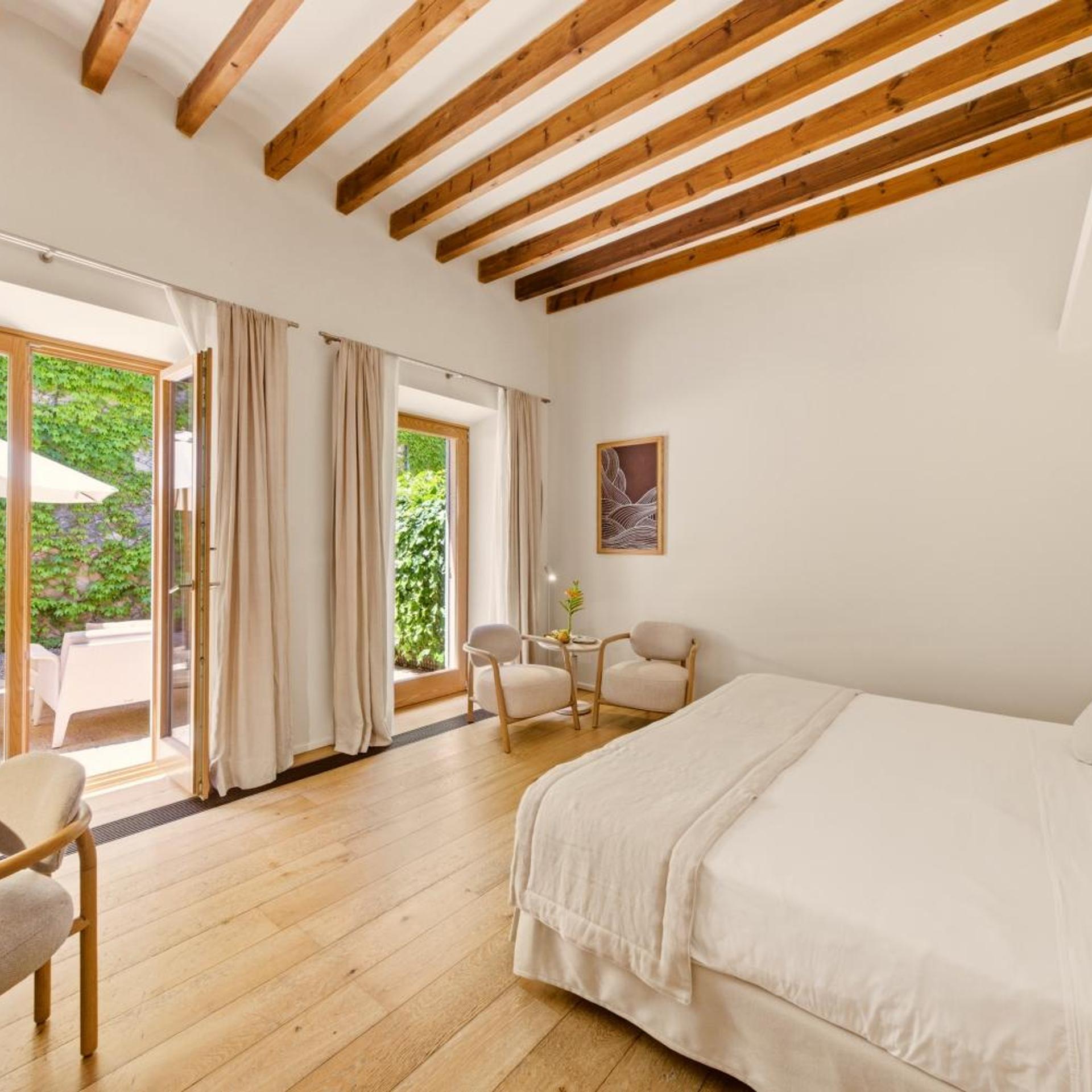 Courtyard, Deluxe, Double Bed