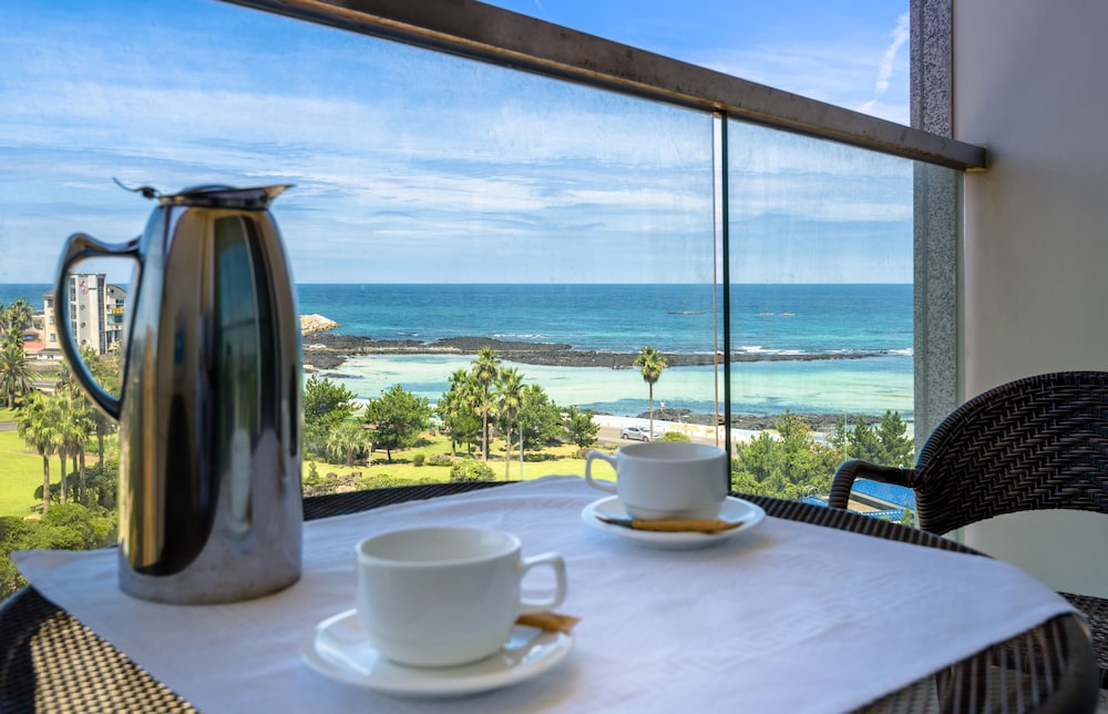 Aimi Jeju Beach Hotel 26/44