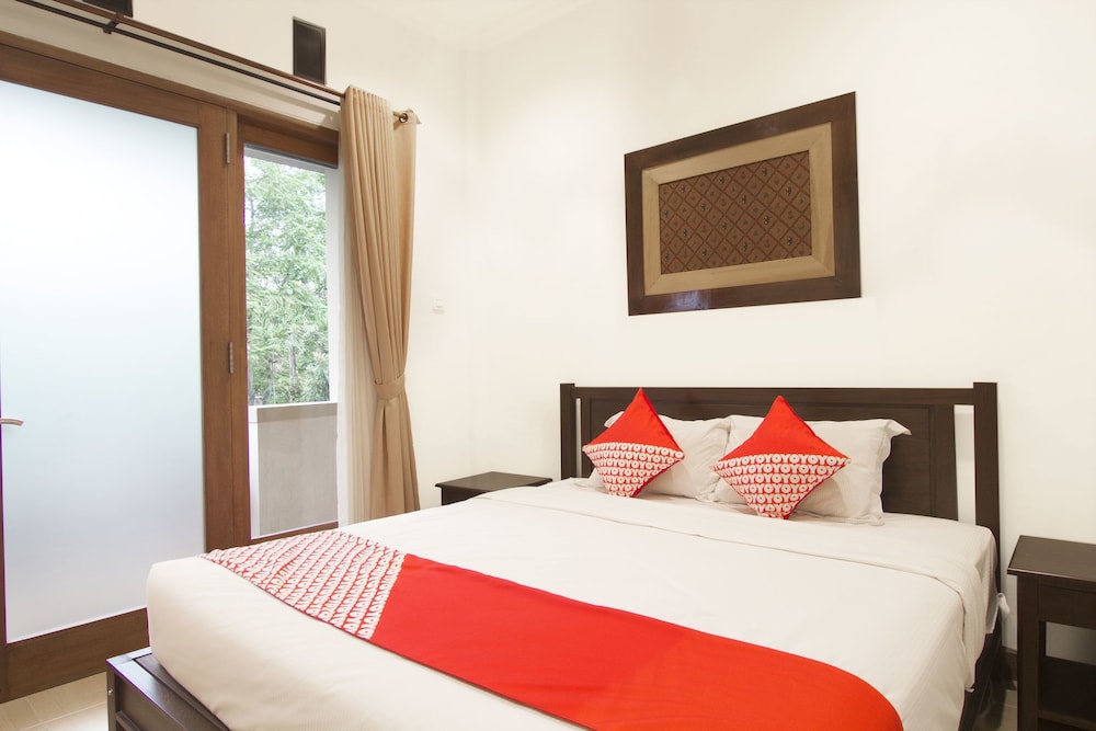 Oyo 261 Sasono Putro Guest House 6/22