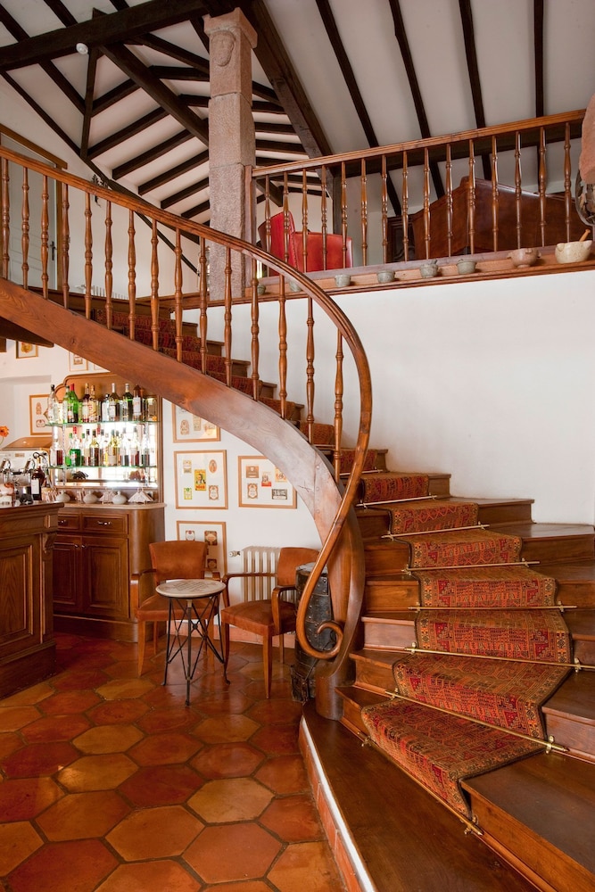 Hotel The Originals Auberge Ostape 36/50
