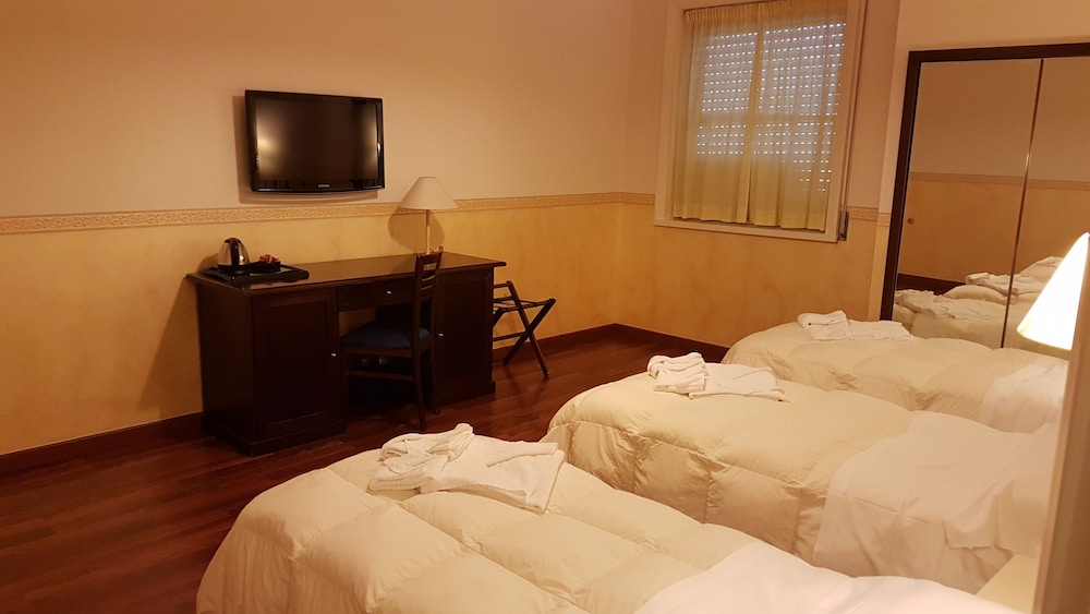 GRAND HOTEL LAMEZIA 23/75