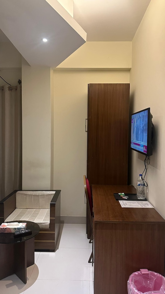 Hotel The Grand Hyatt Dhaka 42/42