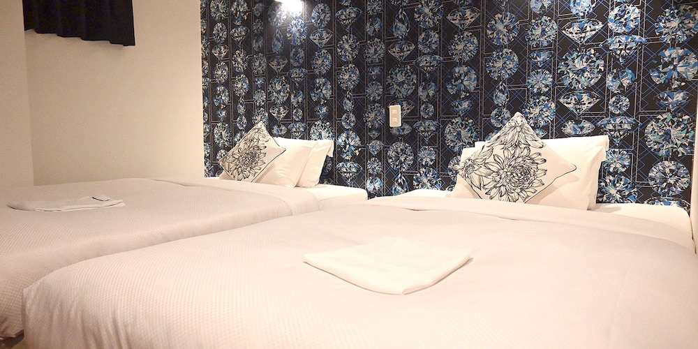 Art Inn Namba 33/51
